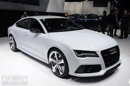 ����ͻ��300km/h �µ�RS7������չ����
