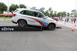 �õ±� BMW��������2014 ̨��վԲ����Ļ