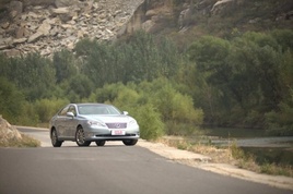 ����Ȼ ES240�þ�Ӣ��ʿ����Ѳ������