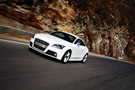 �����ҡ�ʱ�����ǡ��Լݰµ�TTS Coupe