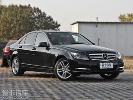 �����ı� 2013���C����������ݳ�չ