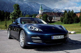 ���ҳ�������ĳ��� �Լݱ�ʱ��Panamera