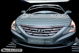 \(yn)(dng)܇L(fng) 2011F(xin){ՙع