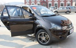 ��Խ�߽磬���������SUV����������ս�����Ƚ�����