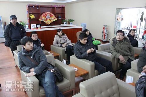 챼Ź