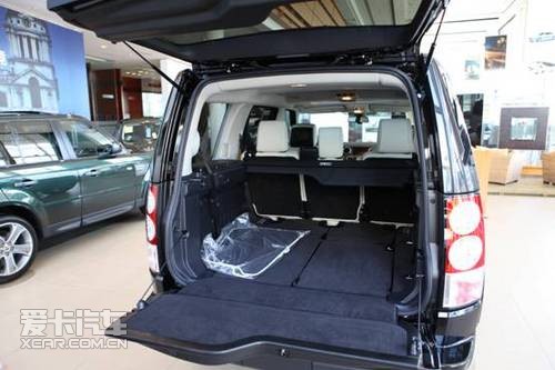 爱卡汽车静态实拍路虎发现4黑白限量版