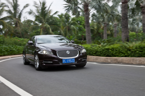 全新捷豹xj全景商务版首发再领奢华风潮