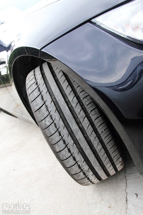 怪兽入侵南昌万宝行实拍bmwm3