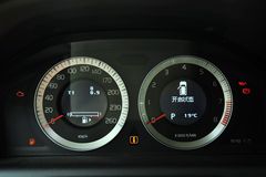 不要越野求豪华舒适 RX270XC60对比导购