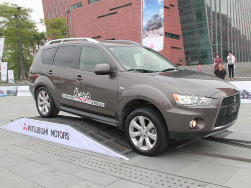 广州三菱进口车系感动力试乘体验会 爱卡汽车