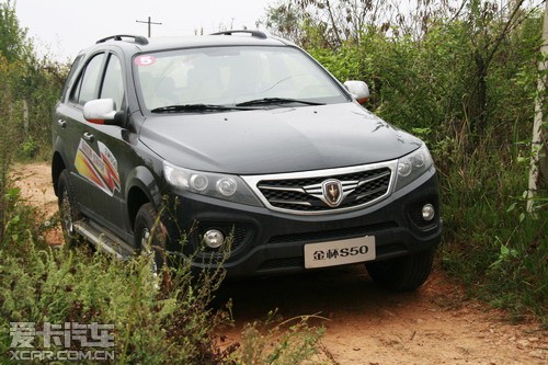 作为华晨汽车布局suv市场的重磅产品,金杯s50承袭了金杯品牌的