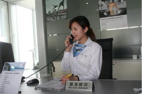 爱卡汽车访济南万宝行售后服务顾问