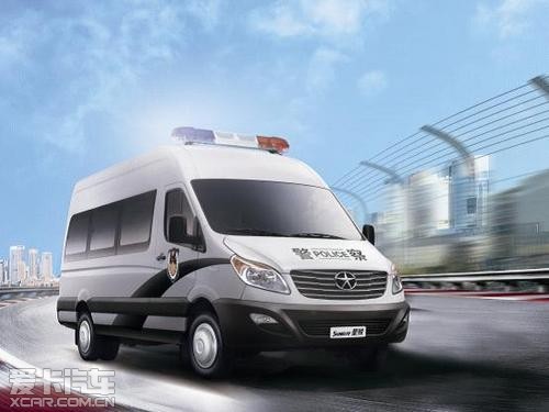 科技强警装备先升级 合肥公安再入20台星锐"特制"警用车