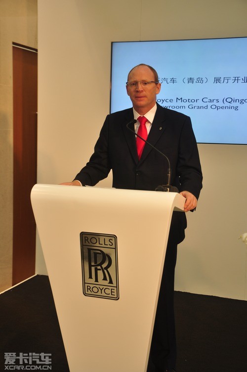 劳斯莱斯汽车有限公司亚太区总裁保罗·哈里斯先生出席开业典礼并表示