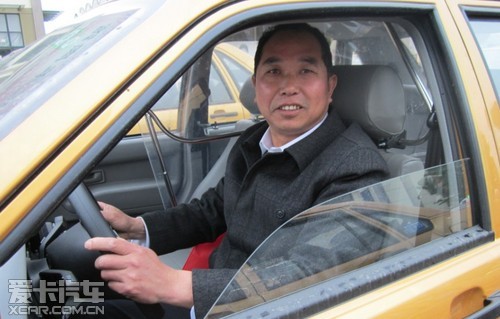 长江大众:京安出租车发车仪式圆满落幕