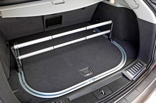 凯迪拉克srx u-rail后备箱储物设计