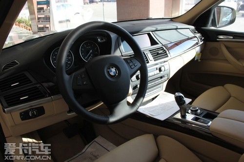 2013款宝马X5美规版促销中64万当日提车