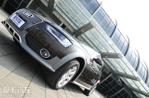 µA4 Allroad quattroȥ
