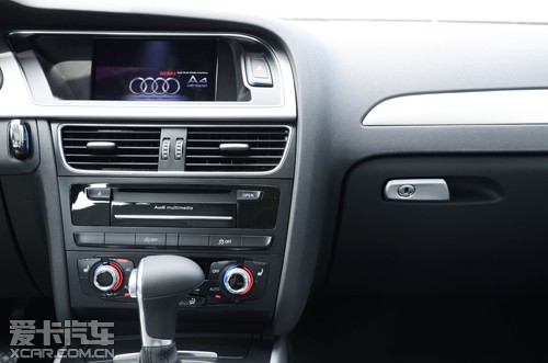 µA4 Allroad quattroȥ
