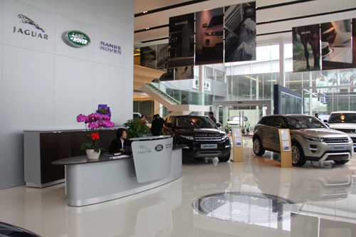 此次重装开业不仅仅体现了深圳首家捷豹路虎旗舰4s店的雄厚实力,更是