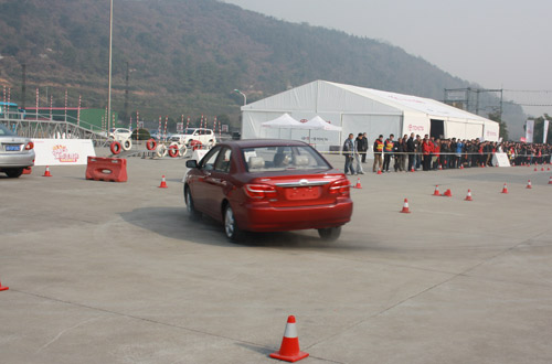 无锡丰田乐驾嘉年华城市试驾会完美落幕_爱卡汽车