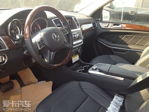 2013款奔驰GL550现车高低配置优惠折扣价