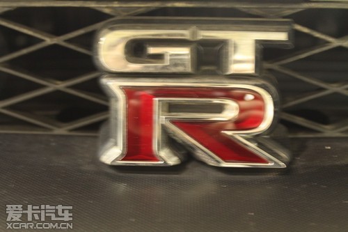 日产尼桑GTR跑车年底巨幅让利超低折扣甩