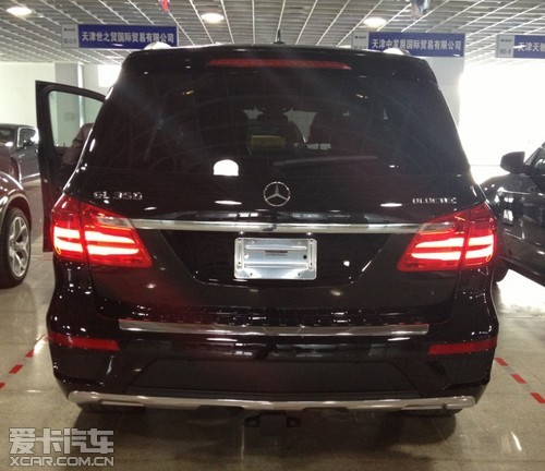 奔驰GL350 2013款展厅天津港现车特价优惠低价抢
