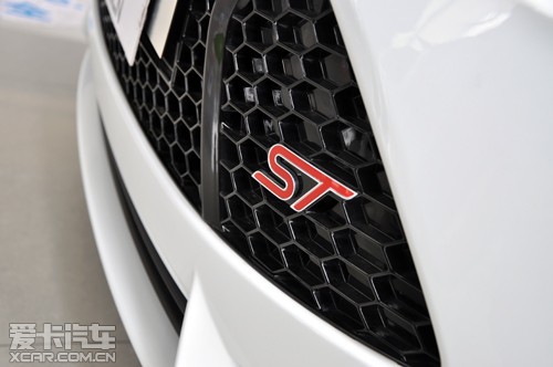 ˹ST