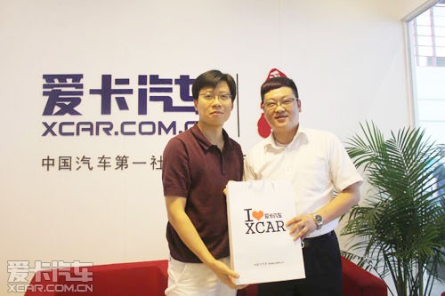 车展专访:郑州鼎沃沃尔沃总经理崔清 车展专访:郑州鼎沃沃尔沃总经理崔清