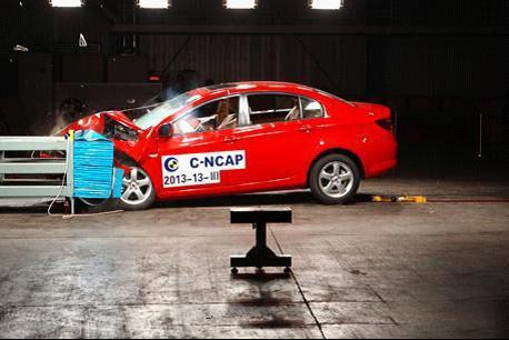 荣威350 获得C-NCAP五星安全标准 荣威350 获得C-NCAP五星安全标准