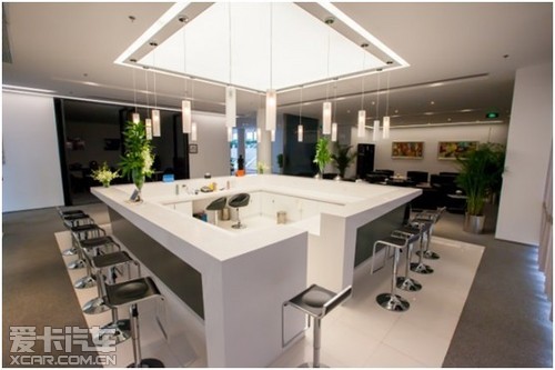 到宝悦行品星巴克消磨夏日午后时光