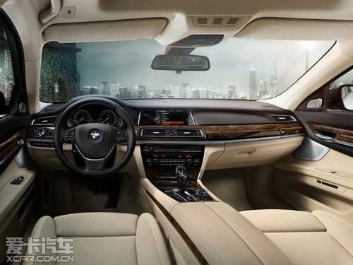 新BMW7系