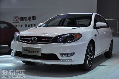 5t涡轮增压车型(以下简称东南v5tv6t)在本届车展上隆重上市,并公布
