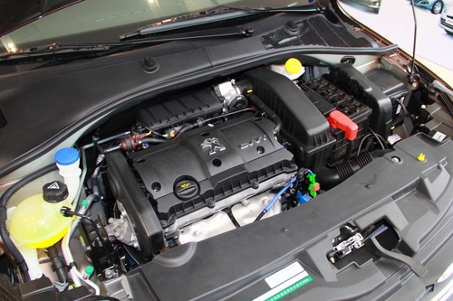 务实的法式浪漫 爱卡实拍东风标致301