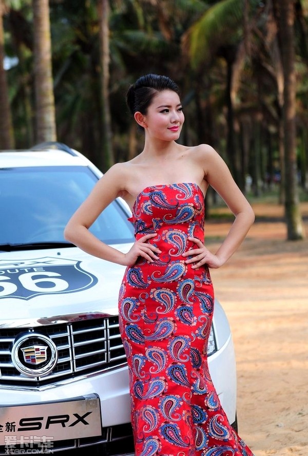 第一车展嘉年华"百变美差车模秀"昨开赛