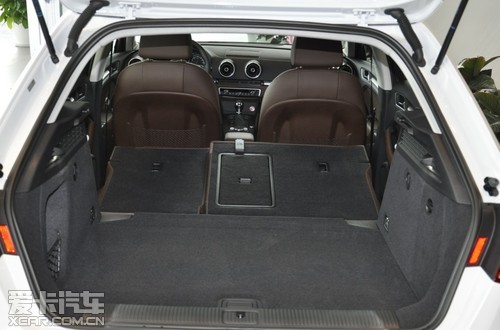 (全新奥迪进口a3两厢后尾箱照片3)