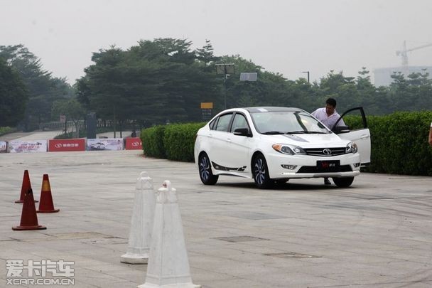 实战行动 东南汽车全能极限挑战赛收官站佛山开赛 实战行动 东南汽车全能极限挑战赛收官站佛山开赛
