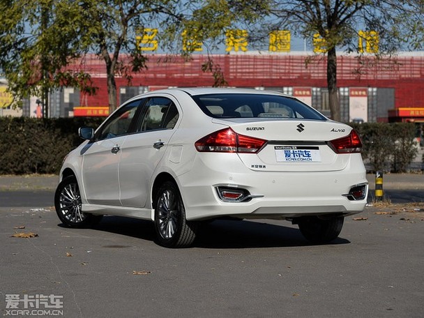 长安铃木启悦上海到店调查 展车已到店_爱卡汽车