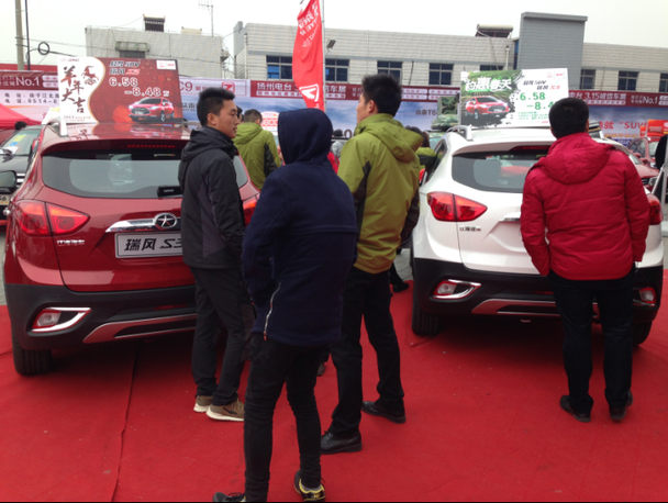 京华城车展斩获超过20台订单,现场瑞风s3销量爆棚,瑞风m3首次亮相