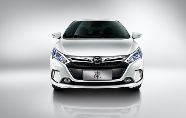 双冠王比亚迪秦双冠版上海车展魅力首秀