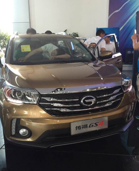 十万级最牛suv传祺gs4闪耀登陆阜阳啦