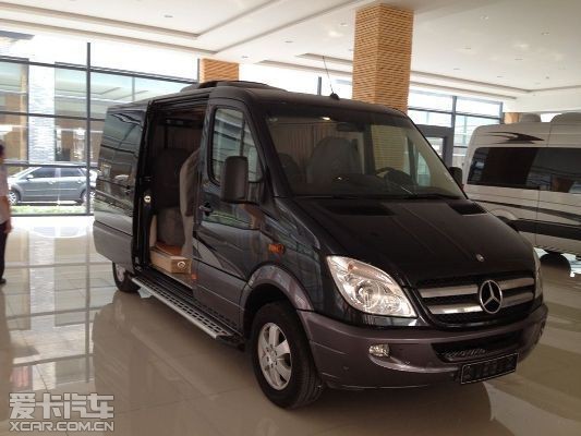 蓝牌可驾驶奔驰9座豪华商务车直降10万元