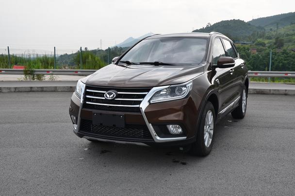 北汽幻速s6配置曝光     自北汽幻速s6曝光以来,该款车型的外观,内饰