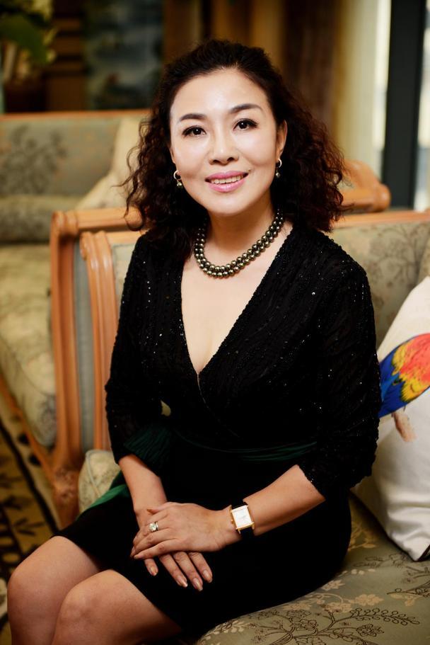 浙商财智女人会执行会长 杭州壹加亿珠宝有限公司董事长林金仪