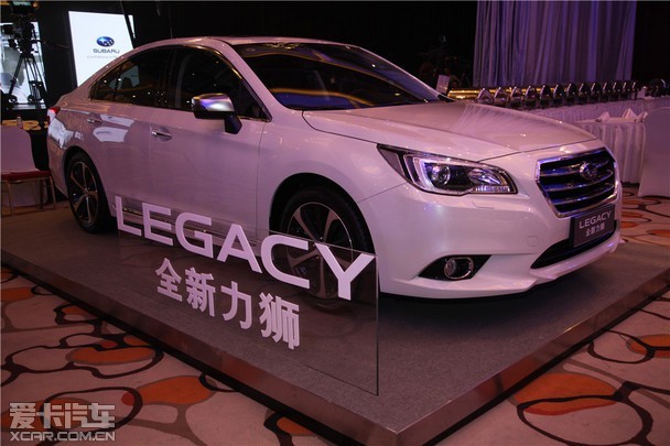 为此,选择了左右对称全时四轮驱动系统(symmetrical awd)和水平对置