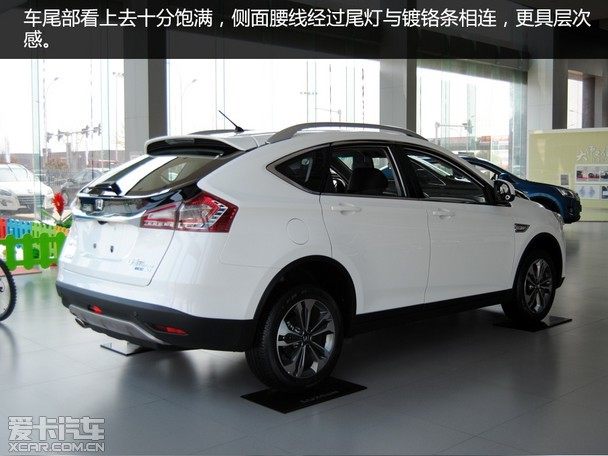 ǽ6 SUV