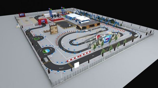 一汽丰田先享团购会在上海试驾基地举行