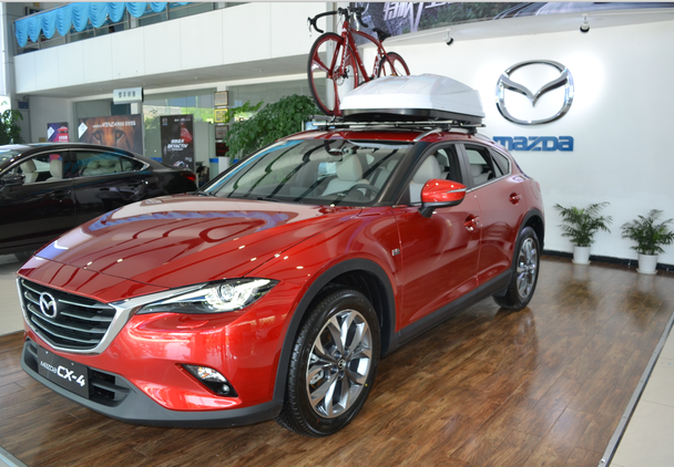 轿跑suv新星马自达cx4惠州到店实拍