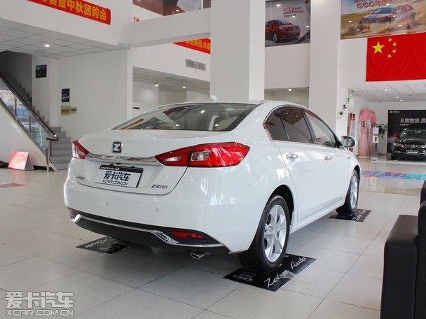 10万元品质中级车 新款众泰z500南京实拍